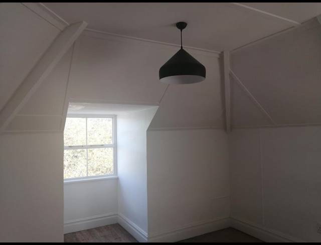 1 BEDROOM PROPERTY TO RENT IN RONDEBOSCH